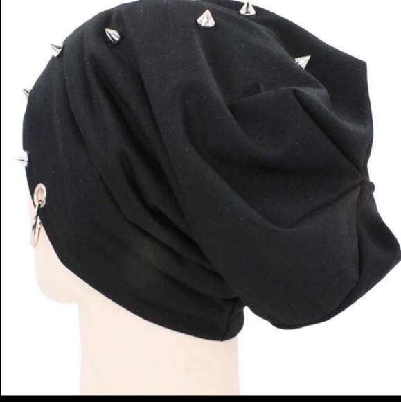 Black Punk spiked beanie hat - Picture 9 of 9